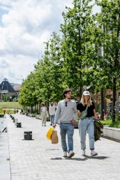 Flaneer over de blauwe boulevard in Hasselt - Quartier blue